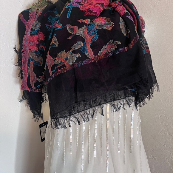 SAACHI Black Floral Embroidered Scarf - Picture 4 of 5